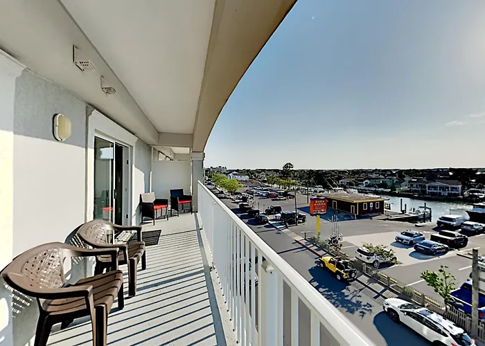 Mariners Watch 205 Ocean City