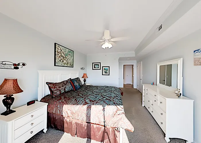 Apartment Mariners Watch 205 *